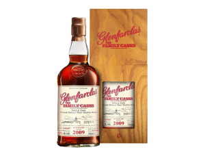 Glenfarclas Family Cask 2009 (Cask 1118) 0,7L 60,3% fa díszdobozban